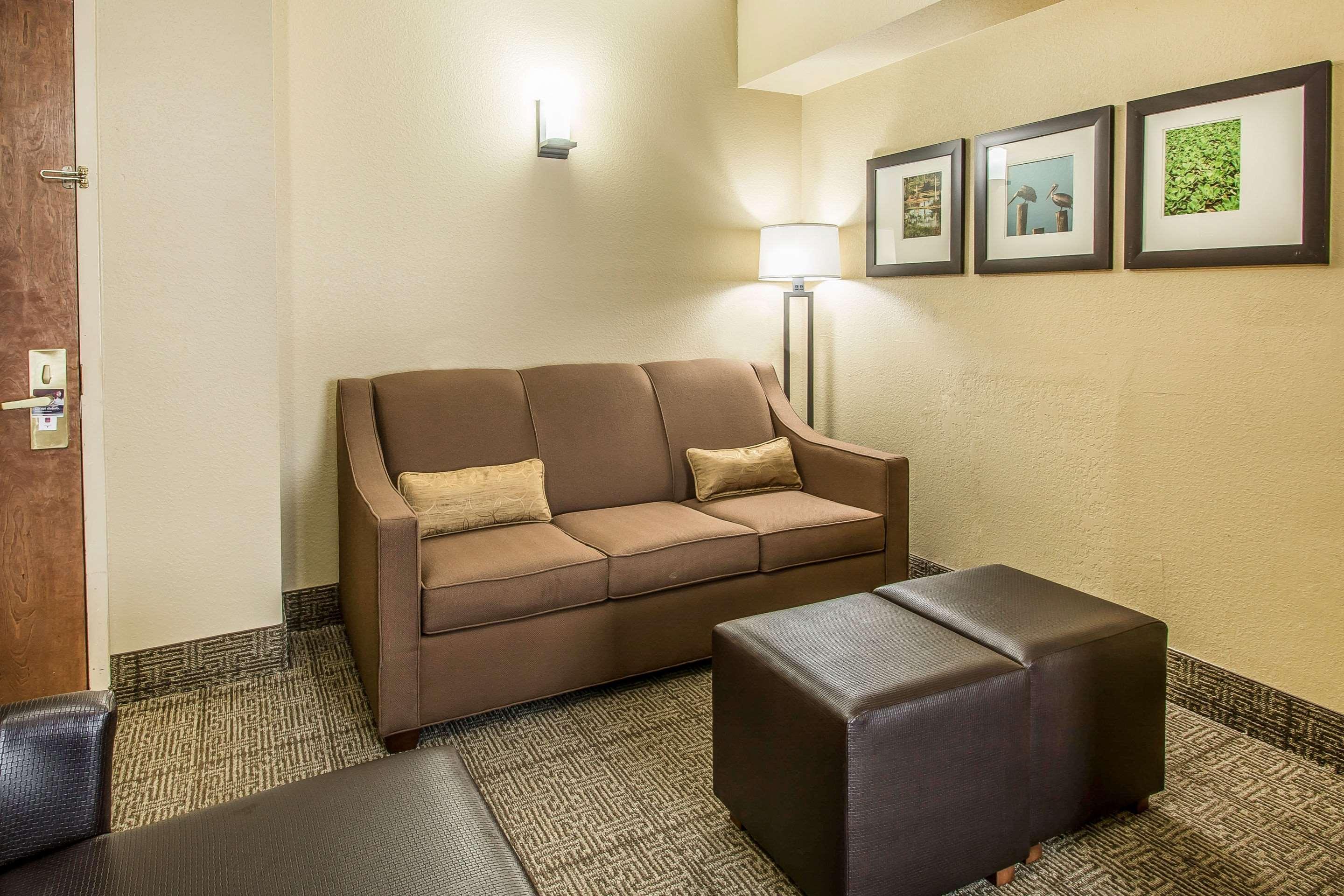Comfort Suites Sawgrass Tamarac Exterior photo