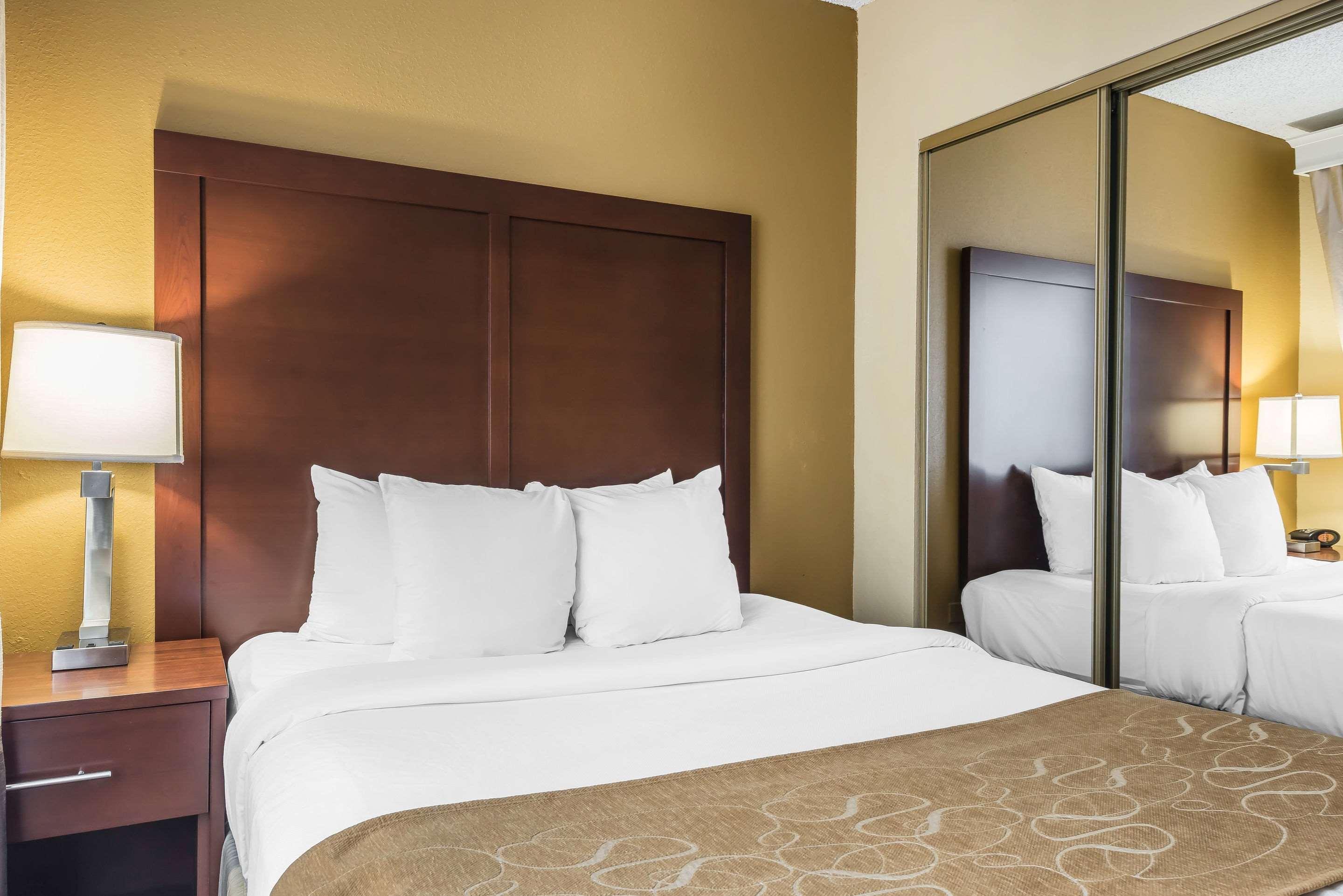 Comfort Suites Sawgrass Tamarac Exterior photo