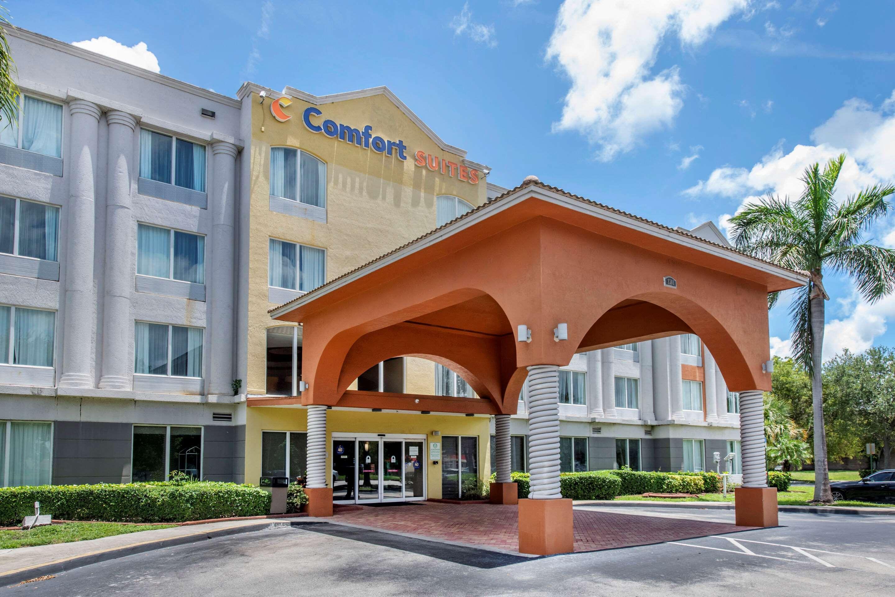 Comfort Suites Sawgrass Tamarac Exterior photo