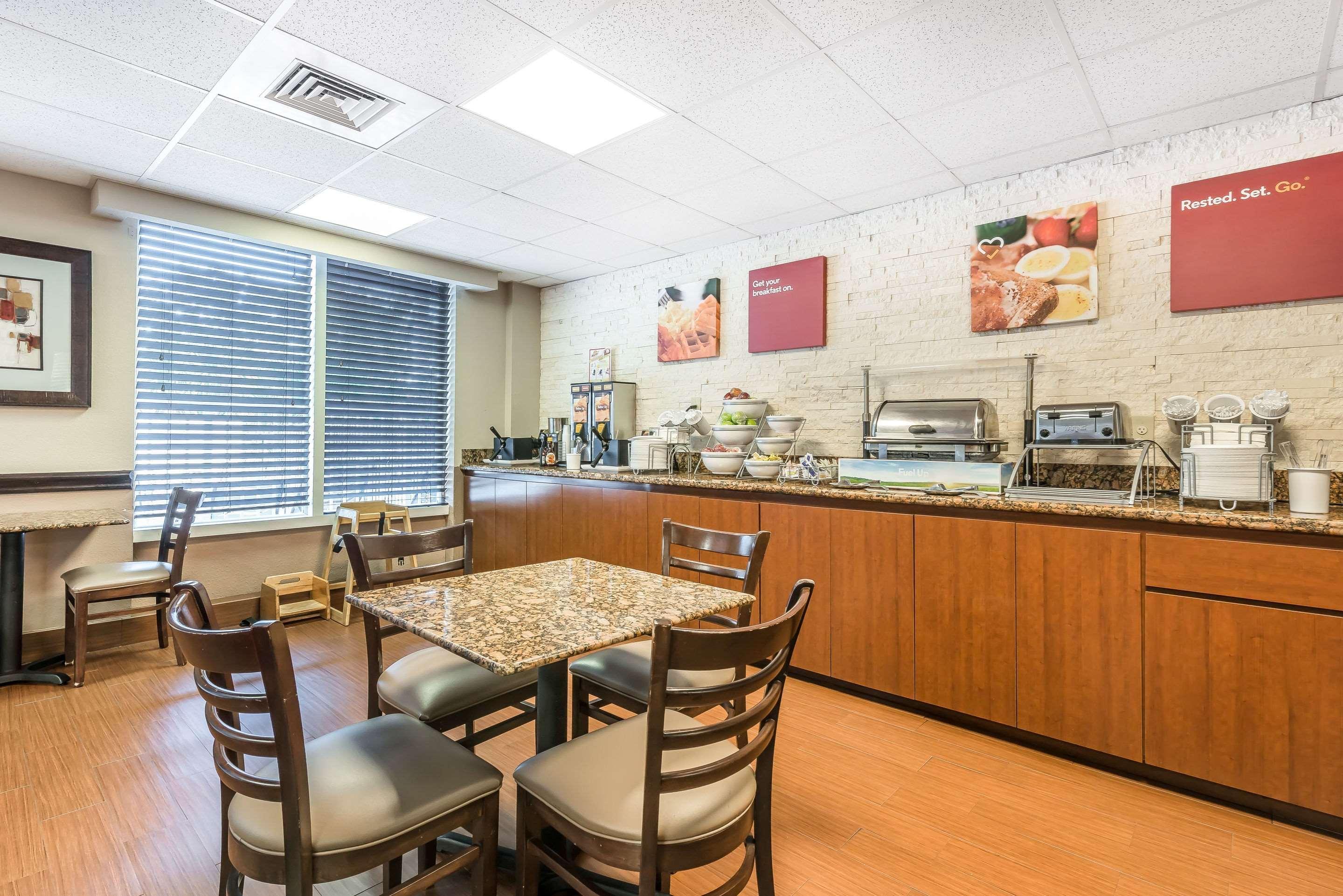 Comfort Suites Sawgrass Tamarac Exterior photo