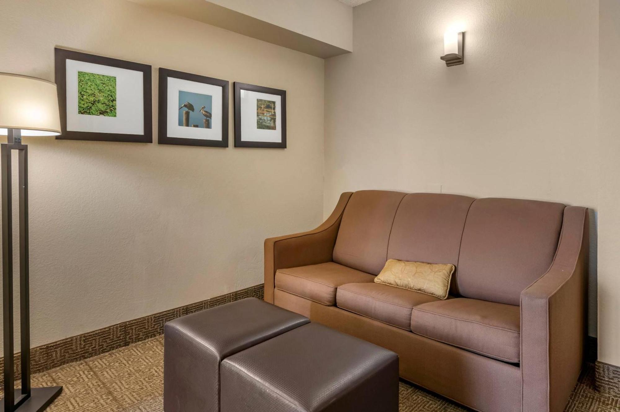 Comfort Suites Sawgrass Tamarac Exterior photo